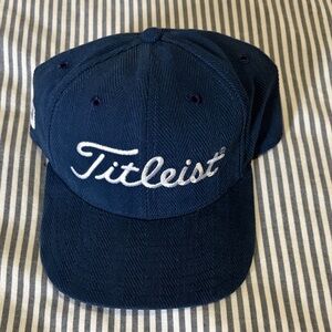 Vintage Titleist New Era Hat. strap back
